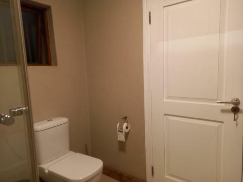 Sandton Apartment 31 - Large 1 Bed With Balcony