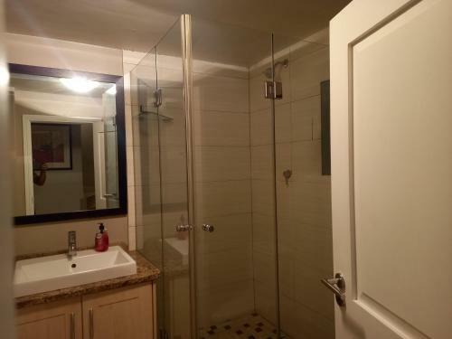 Sandton Apartment 31 - Large 1 Bed With Balcony