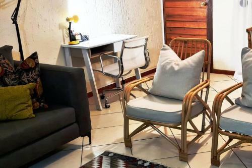 Kami Kukakho: Stunning, Secure 2 Bed Apartment In Bryanston, Sandton