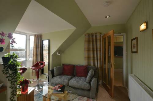 King Street Apartment