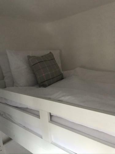 Hostal Thistle House