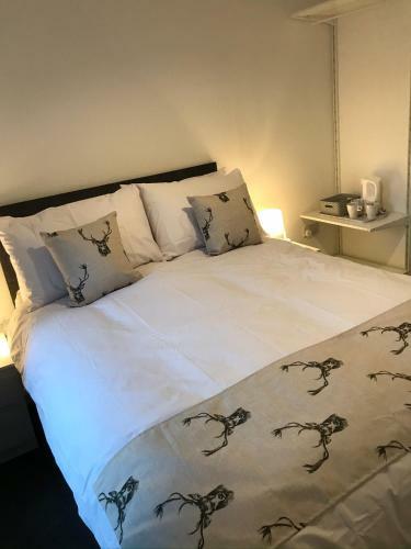 Hostal Thistle House