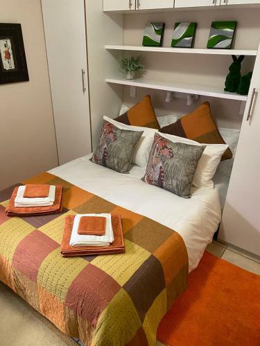 Apartamento Harken House, Your Home Away From Home!