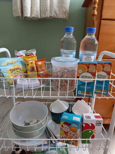 Hostal Double Room Only Light Breakfast Only Available Eaten Within Room Private Use Of Bathroom