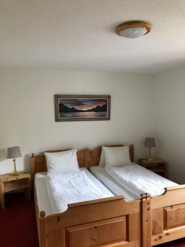 Hostal Hotel Adler Garni