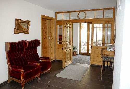 Hostal Hotel Adler Garni