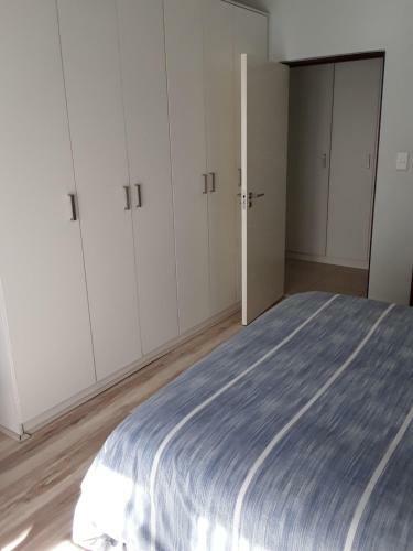 Hostal Zen Self Catering Accommodation In Prestwick, Jackal Creek Golf Estate