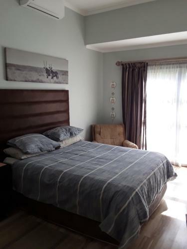 Hostal Zen Self Catering Accommodation In Prestwick, Jackal Creek Golf Estate