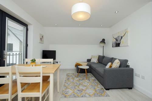 Pinewood Cottage Apartment & B&B Inverness