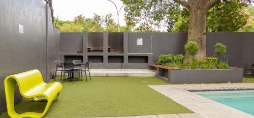 Zeus Apartments - Rosebank