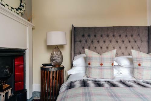 Luxury Inverness Central Apartment Private Parking