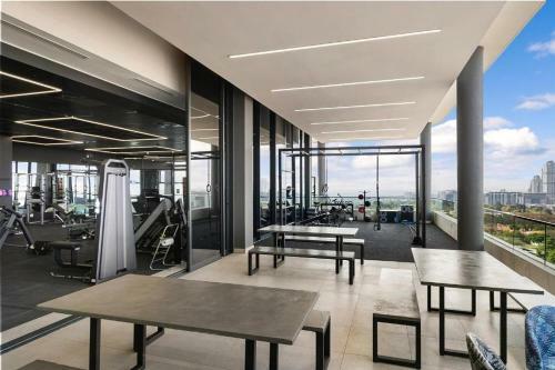 Illovo Central 1 Bedroom Apartment