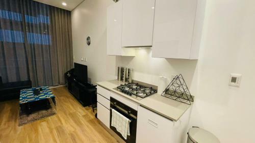 Illovo Central 1 Bedroom Apartment