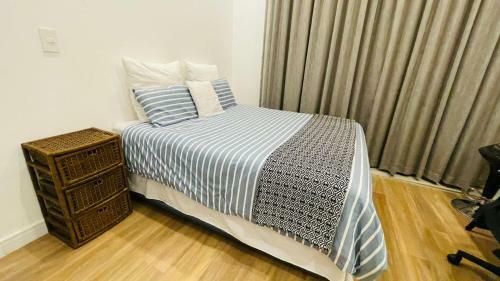 Illovo Central 1 Bedroom Apartment