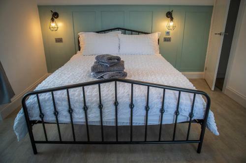 Great Glen Way Canal Side Apartment