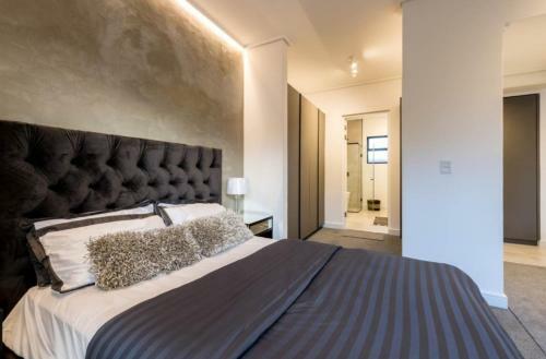 Apartamento Misizulu Kazwelithini Properties