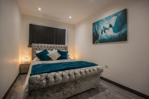 Waterfront Luxury Apartment