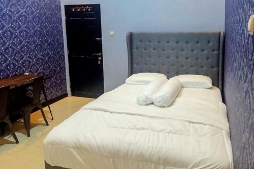 Hotel Boss Residence Serang Redpartner