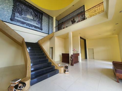 Motel Ayu Bypass Mansion