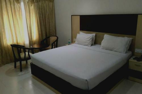 Oyo 88005 Hotel Tripathi Inn