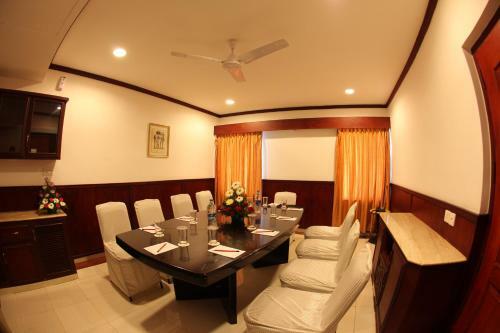 Hotel Rathna Residency