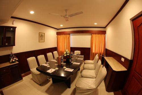 Hotel Rathna Residency