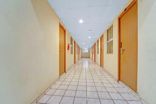 Oyo 87935 Hotel Sandeep