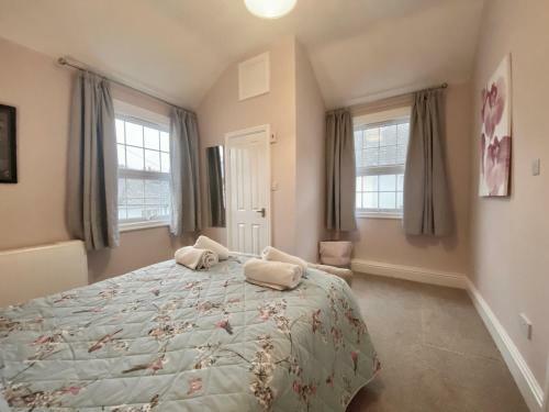 Pass The Keys Beautifully Decorated Bright And Cosy Cottage