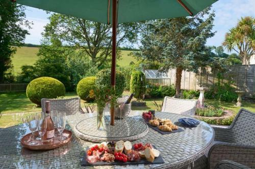 Spacious Countryside 4 Bedroom Bungalow