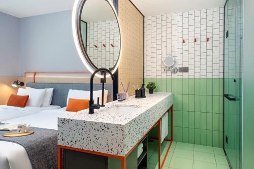 Aparthotel Lyf Mid-town Hangzhou
