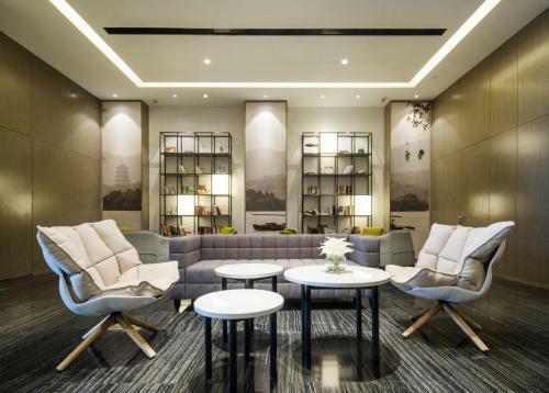 Atour Hotel (hangzhou Binjiang Binwen Road)