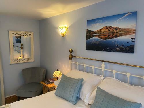 Lakeland Snug