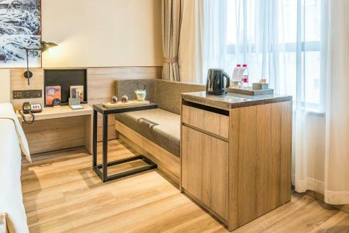 Atour Hotel Hangzhou West Lake