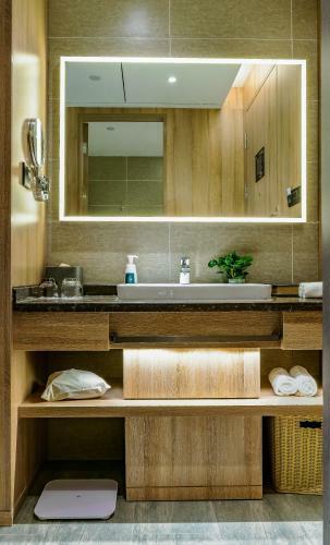 Atour Hotel Hangzhou West Lake