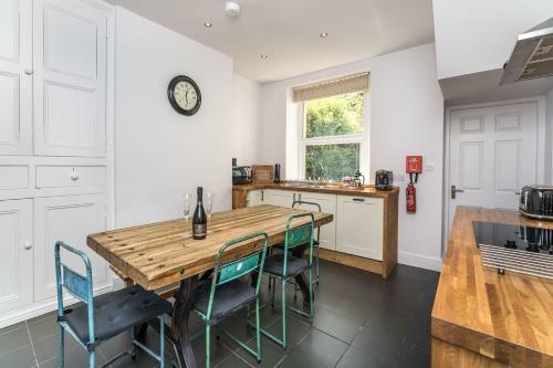 7 The Townhouse