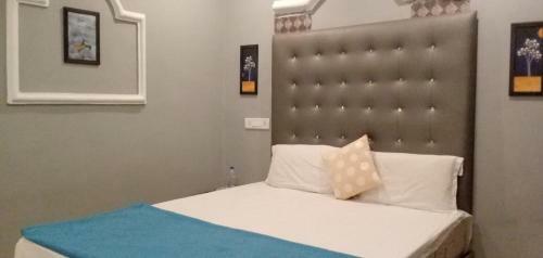 Daddys Guest House