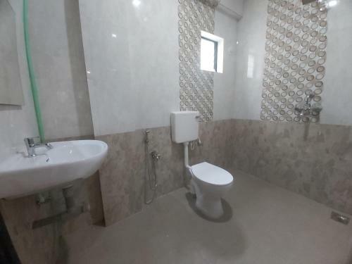 Hostal Calangute Beach Bird