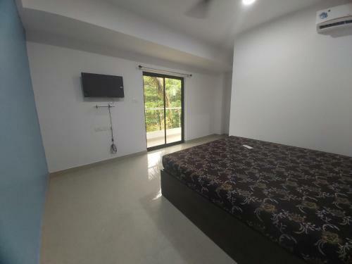 Hostal Calangute Beach Bird
