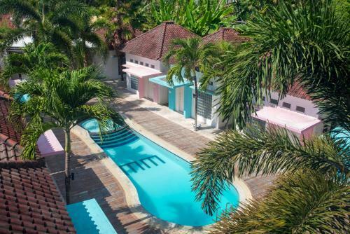 Albergue Mad Monkey Kuta Lombok
