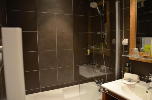 Hotel Logis H�tel Et Spa Les Clarines