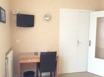Hotel Logis Le Relais De La Place