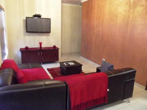 Parys In Town Guest Lodge And Conference Center