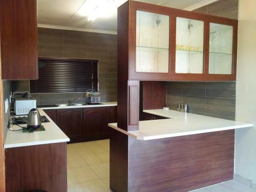 Parys In Town Guest Lodge And Conference Center