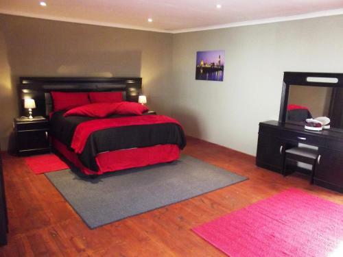Parys In Town Guest Lodge And Conference Center