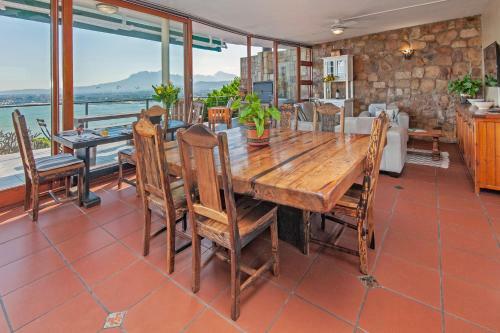 18 On Kloof Bed & Breakfast