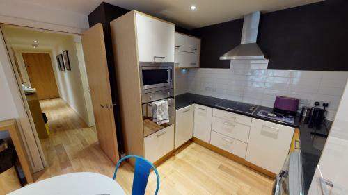 Central Perks Apartment (sleeps 4)