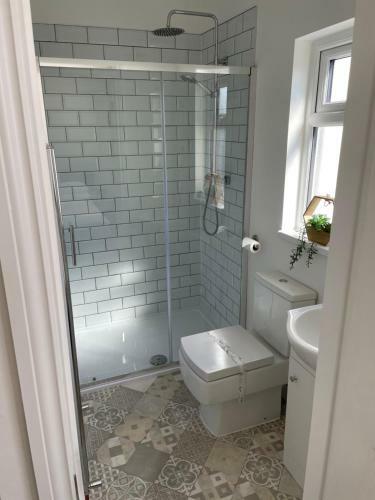 Apartment #4 - At 12 Story St