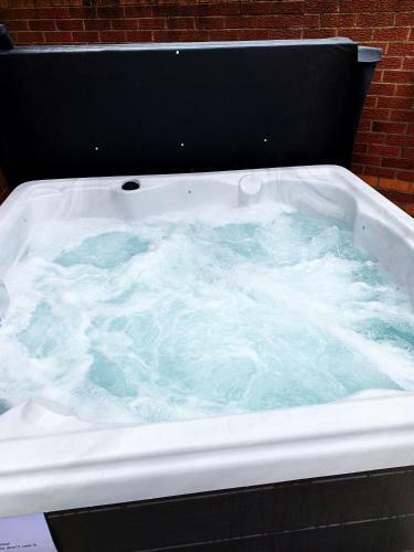 Apartamento Romantic Break For 2 With Hot Tub