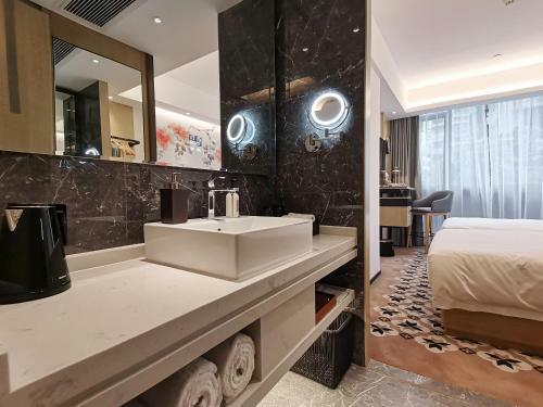 Paco Hotel Guangzhou Beijing Road Metro Branch