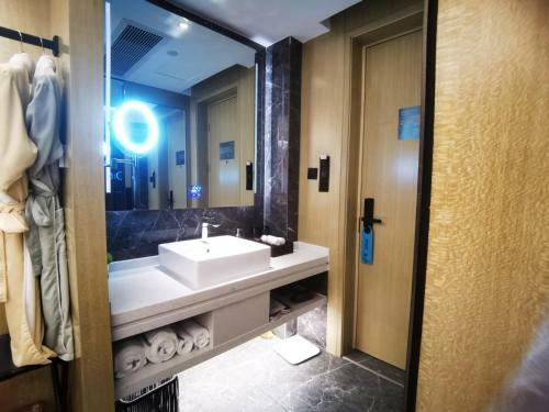 Paco Hotel Guangzhou Beijing Road Metro Branch